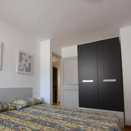 Edificio Residencial Super Stop Apartment Palafrugell